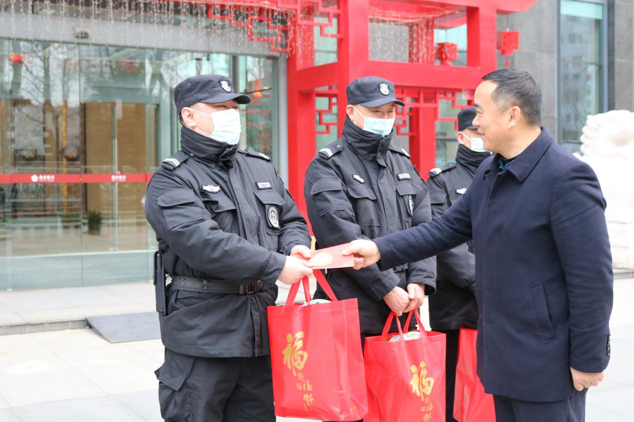 新春走基层真情送温暖│大年初一南京市保安服务有限